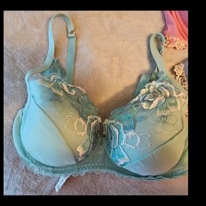 Intimissimi Italian MINT Green LACE Bra 42B